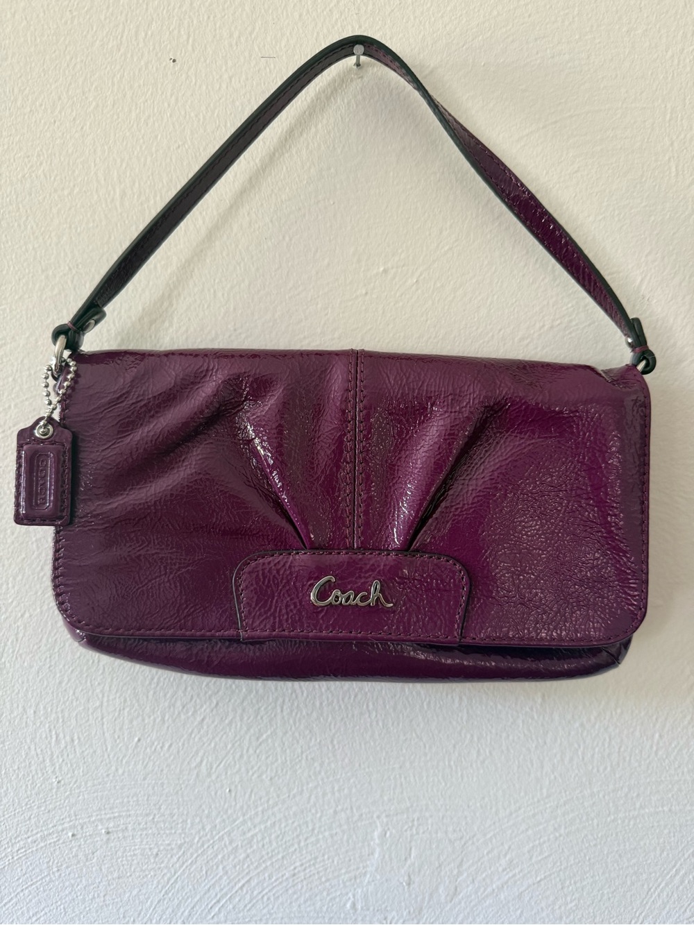 Large Coach Glossy Patent Leather Soho Carryall Tote & Wristlet - Picture 10 of 12